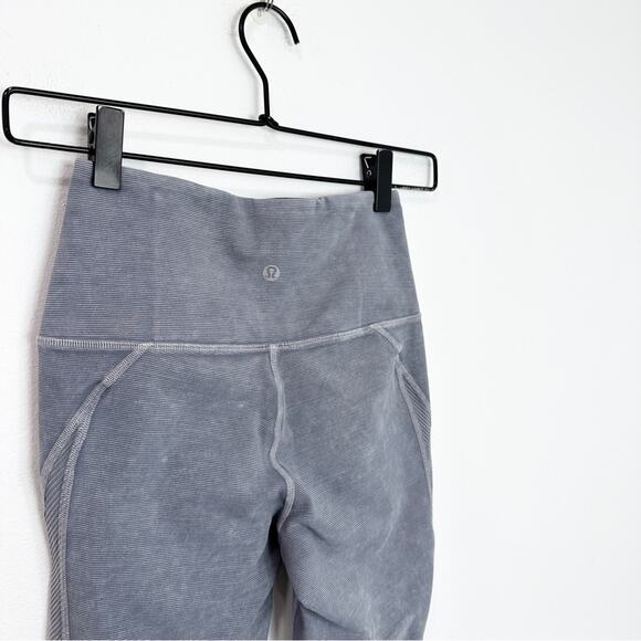 Lululemon Wunder Under High-Rise Tight Snow Washed Ribbed 28" Washed Luna size 2 - Picture 5 of 8